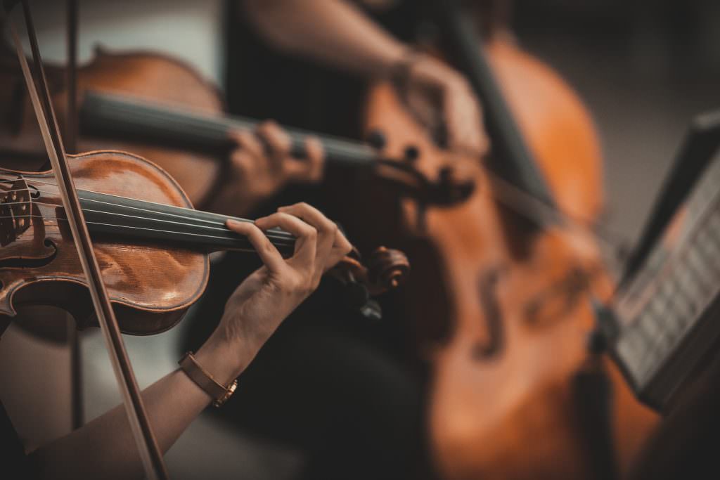 String,Quartet,With,Cello,In,The,Background,-,Wallpaper,,Background