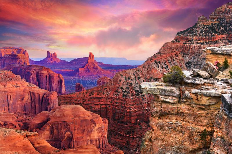 mountains-grand-canyon-national-park-arizona-beautiful-sunset-red-rocks-145246800